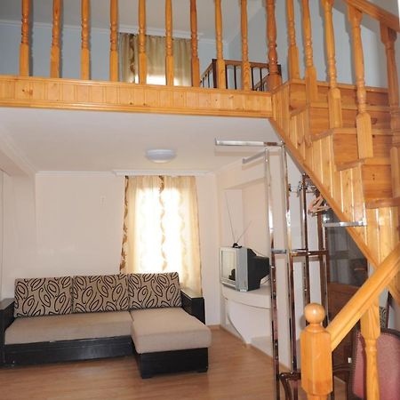 Apartment On Prospekt Mira 71 Soukhoumi Extérieur photo