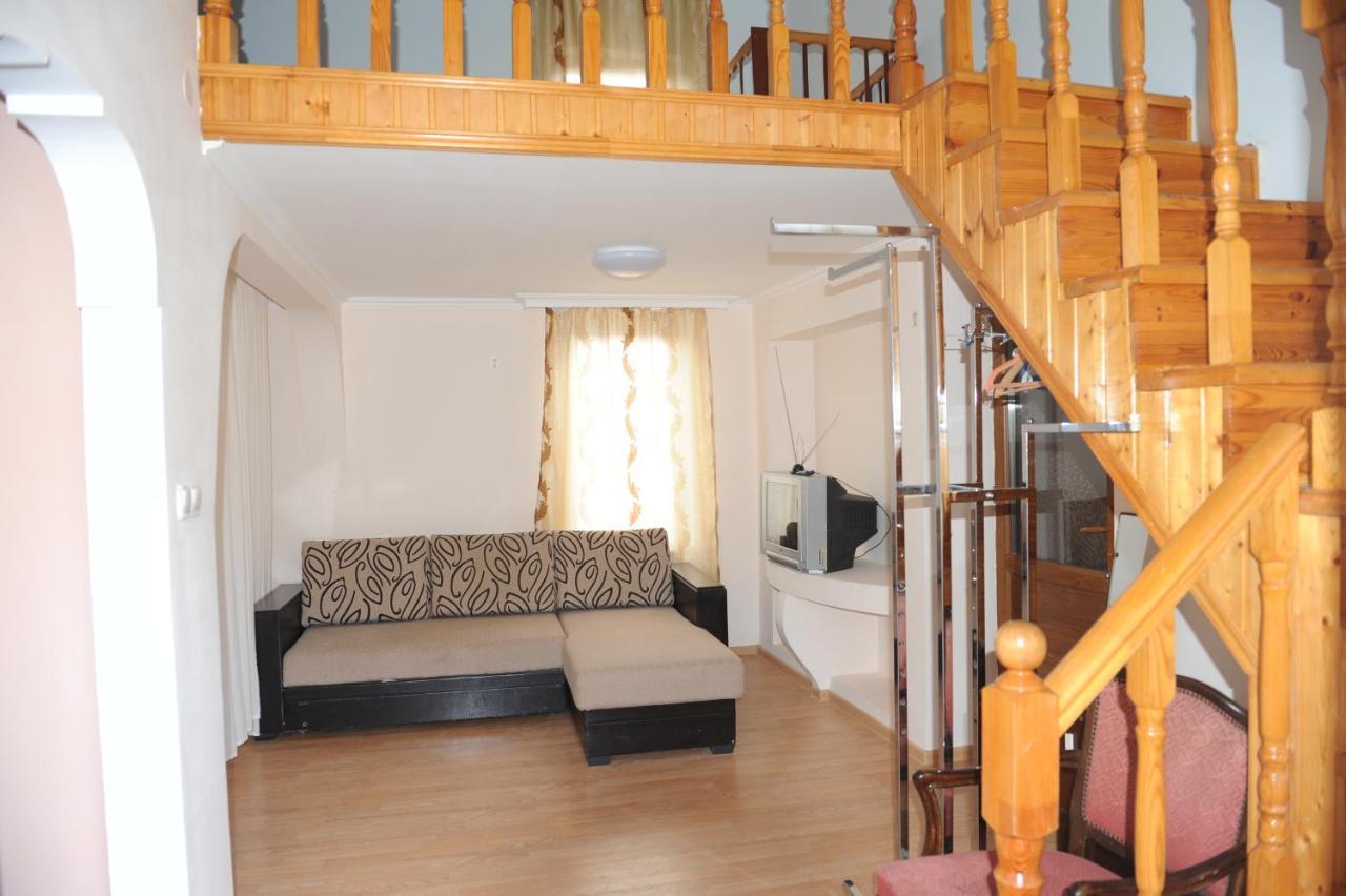 Apartment On Prospekt Mira 71 Soukhoumi Extérieur photo