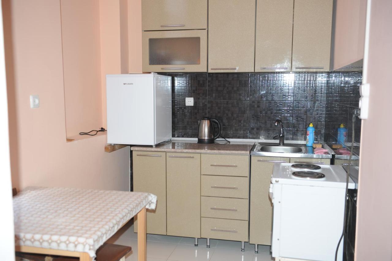 Apartment On Prospekt Mira 71 Soukhoumi Extérieur photo